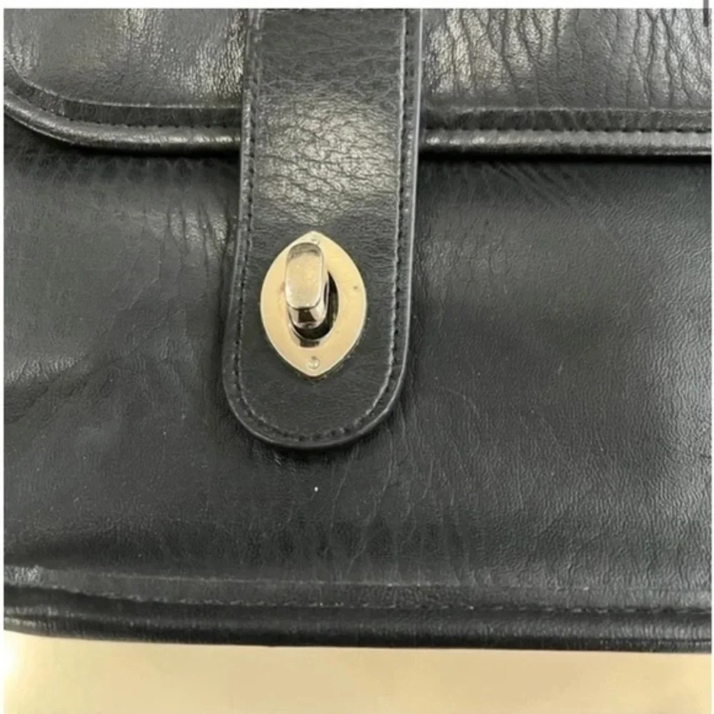 Vintage 1990s Coach Black Full Grain Genuine Leather Essex Messenger Laptop Bag